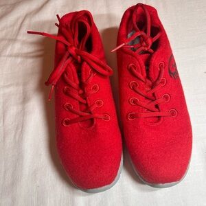 Women’s Giesswein Merino Wool runners/sneakers absolutely as good as as new.